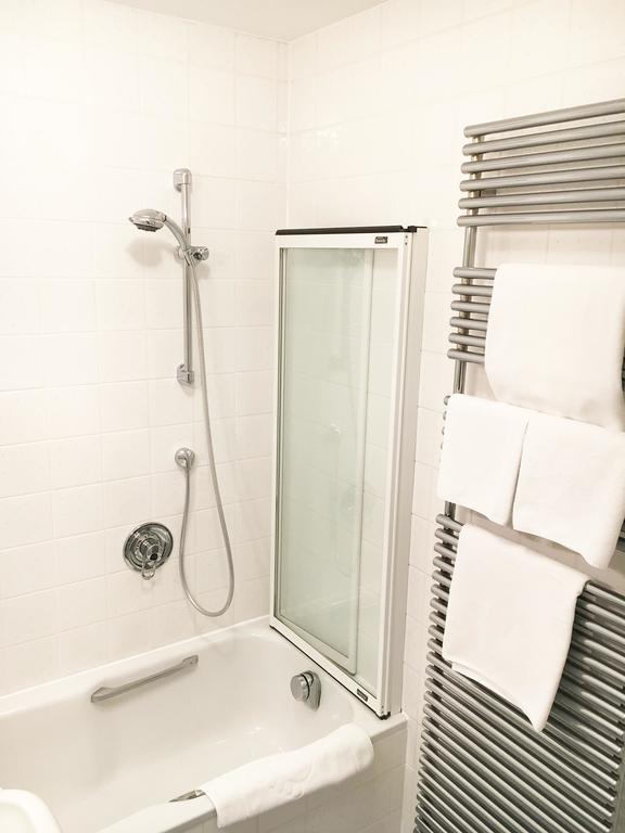 Hotel Krone Laudenbach  Экстерьер фото